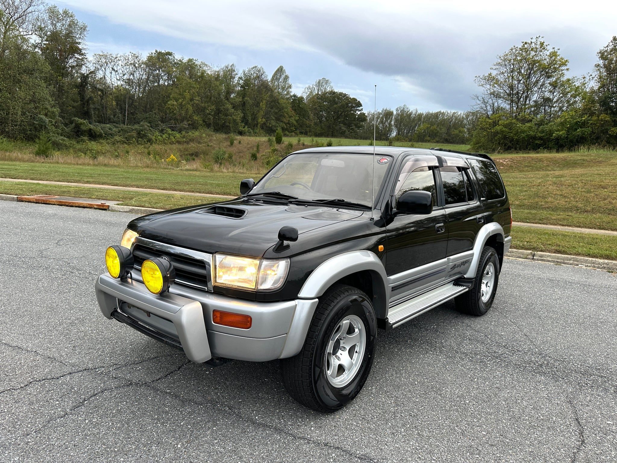  Toyota Hilux Surf