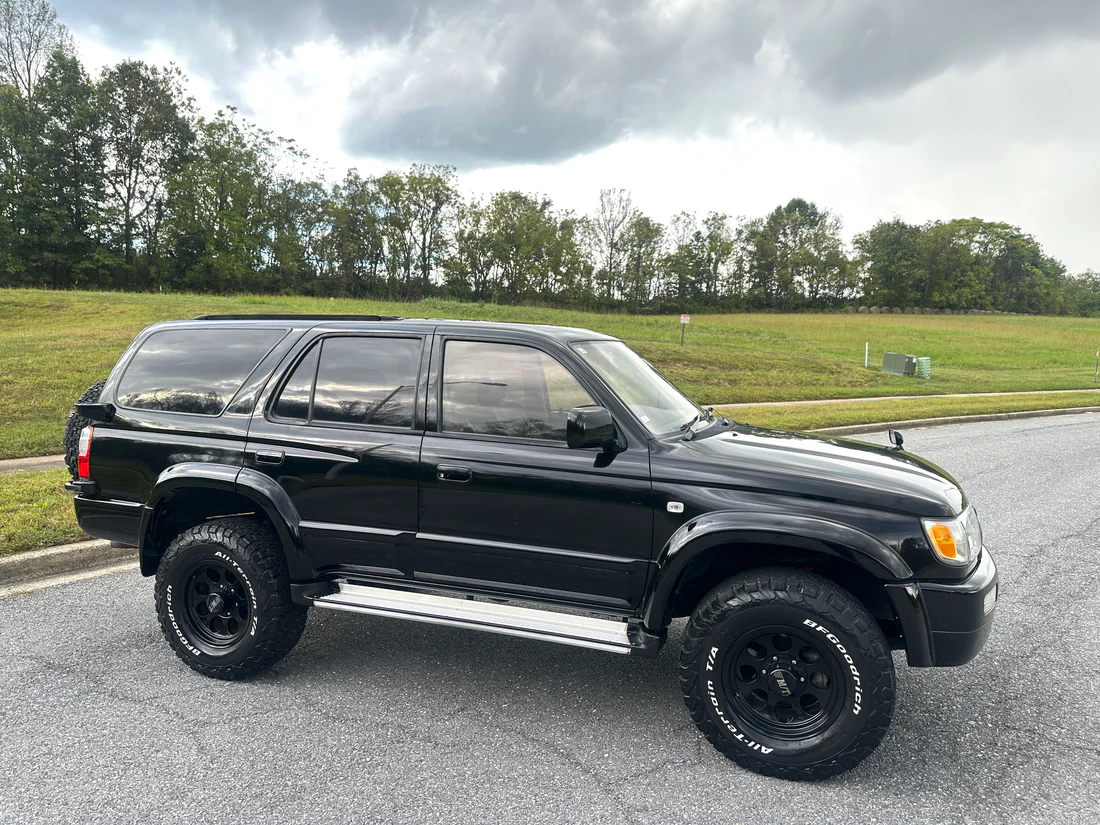 1997 Toyota Hilux Surf SSR-X
