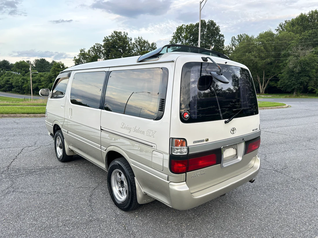 1999 Toyota HiAce Custom Living Saloon EX - 4