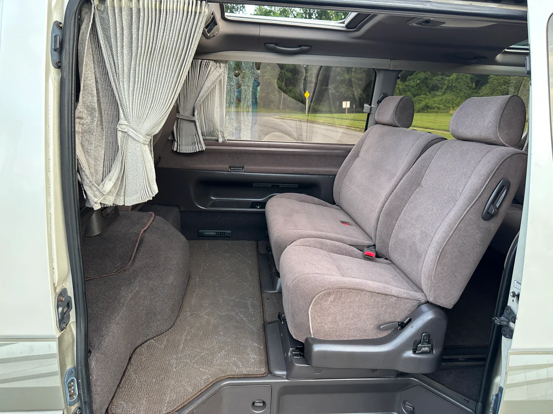 1999 Toyota HiAce Custom Living Saloon EX