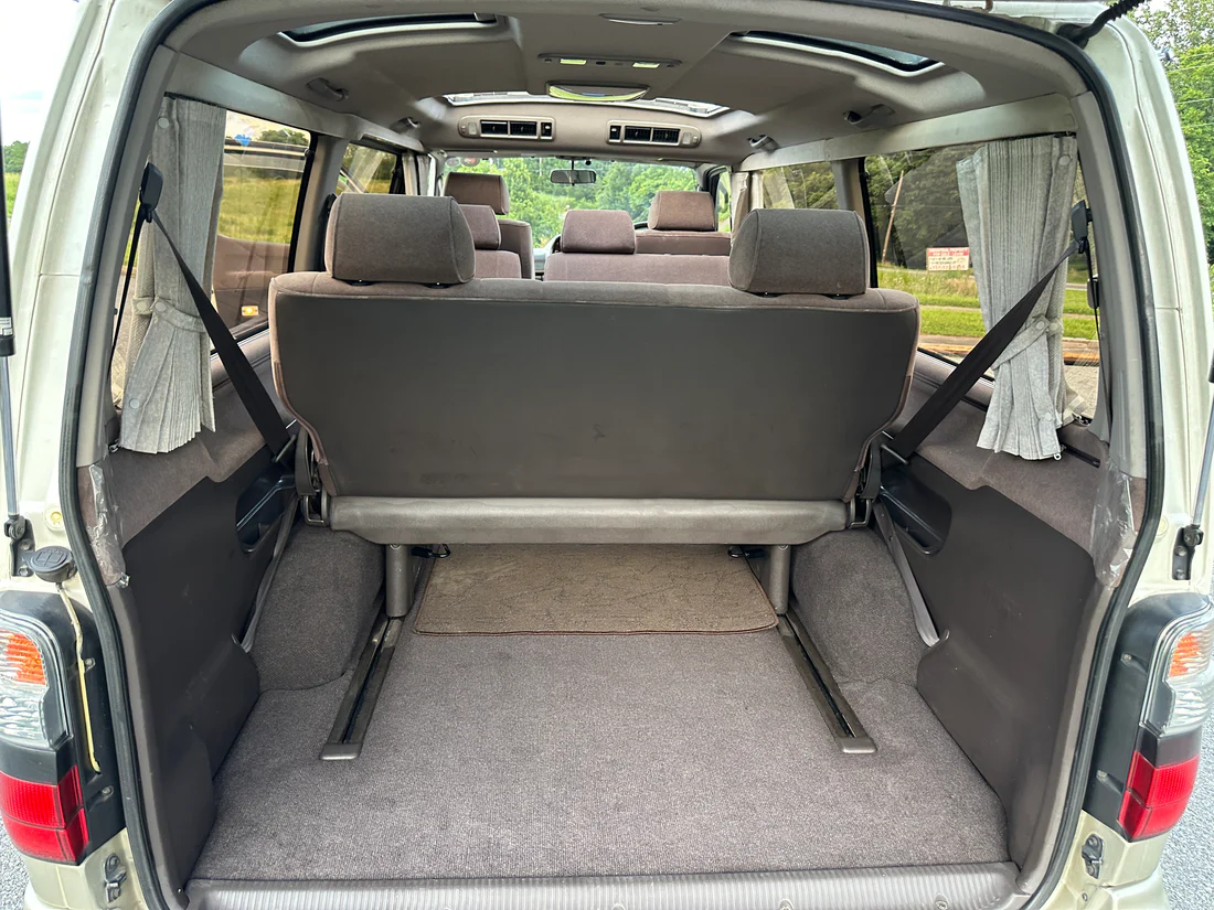 1999 Toyota HiAce Custom Living Saloon EX