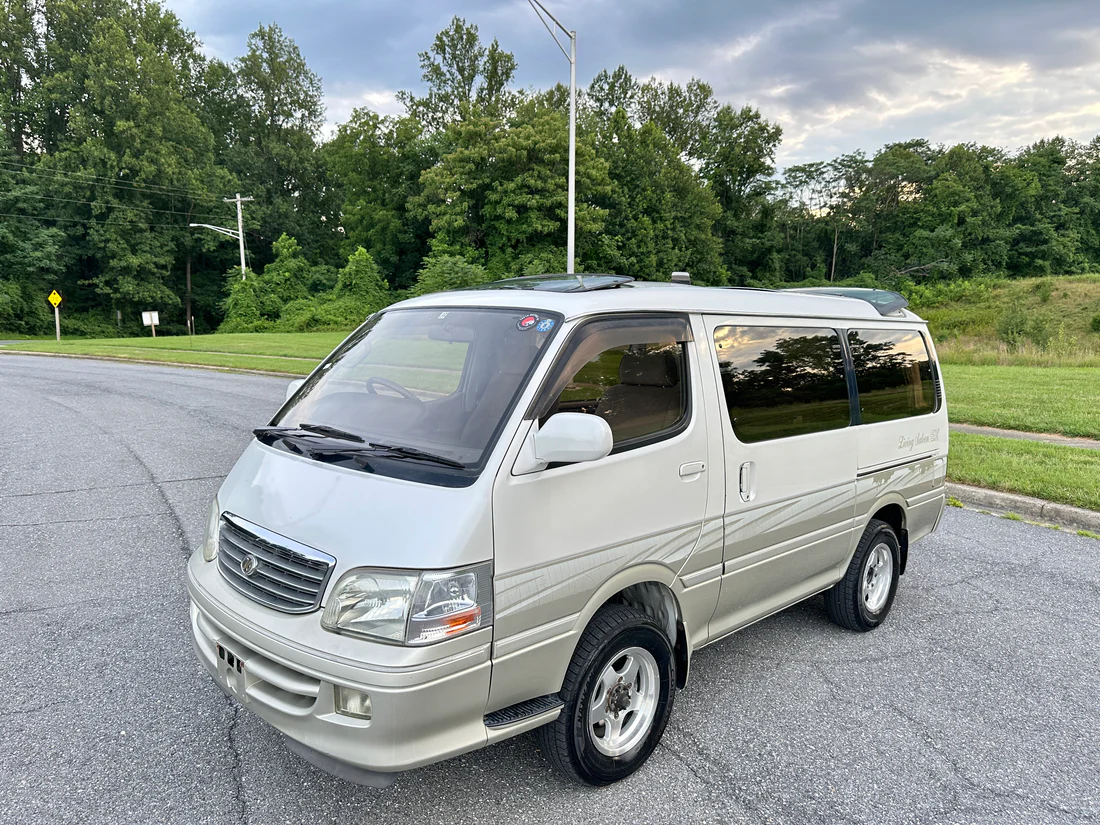 1999 Toyota HiAce Custom Living Saloon EX
