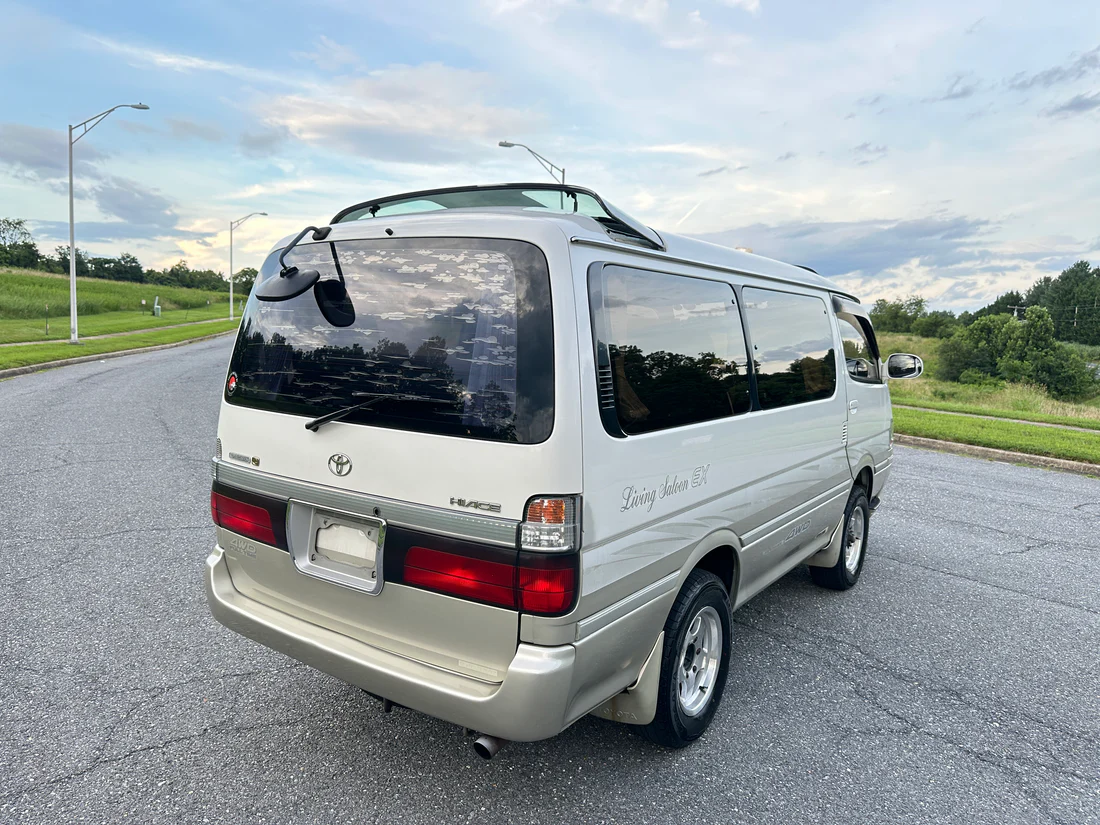 1999 Toyota HiAce Custom Living Saloon EX