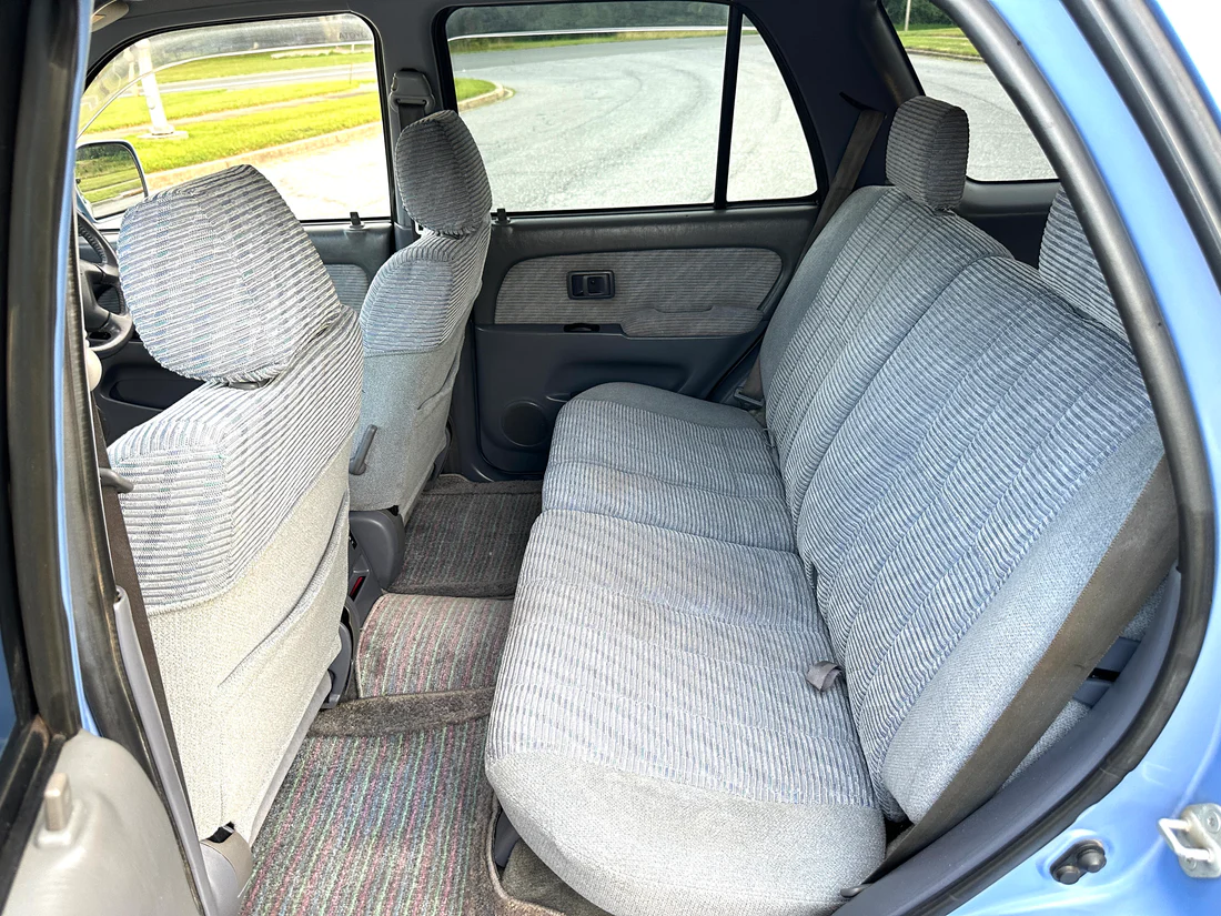 1998 Toyota Hilux Surf SSR-G VZN185
