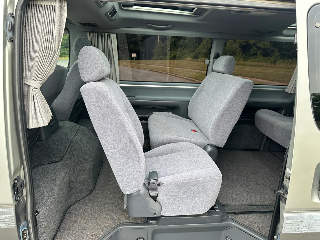 2000 Toyota HiAce Super Custom G