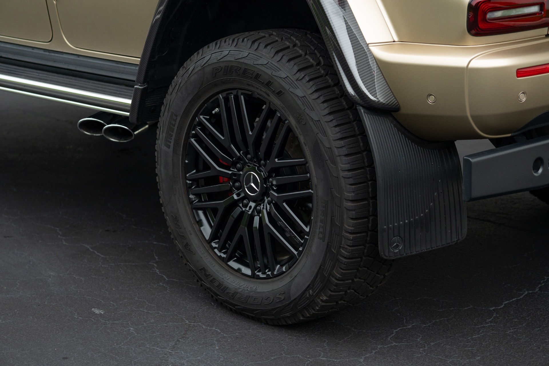 2022 Mercedes-Benz G 63 AMG 4×4 Squared