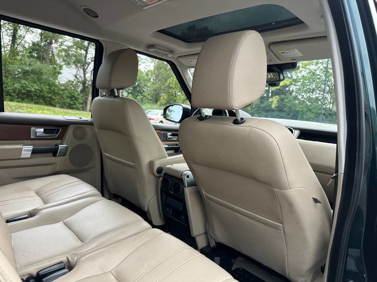 2016 Land Rover LR4