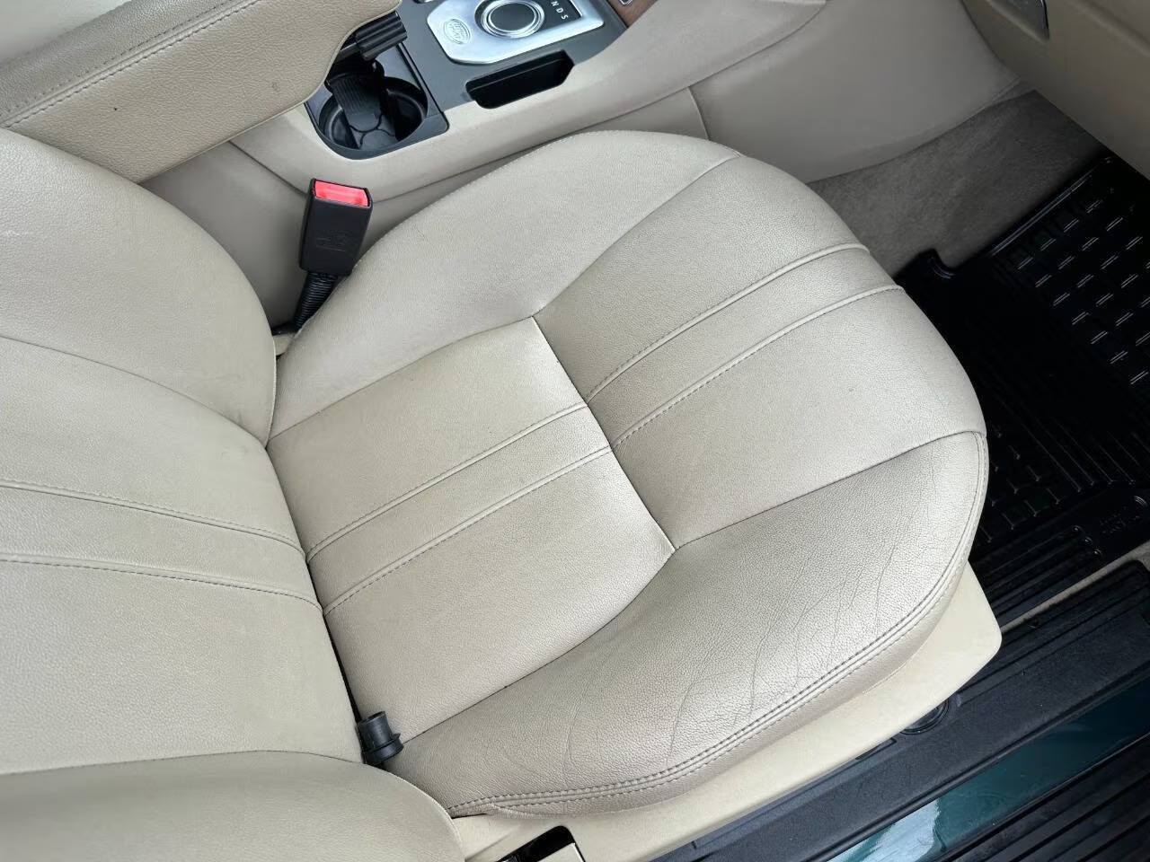 2016 Land Rover LR4