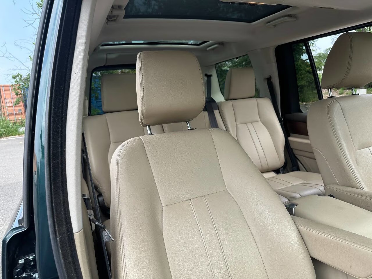 2016 Land Rover LR4