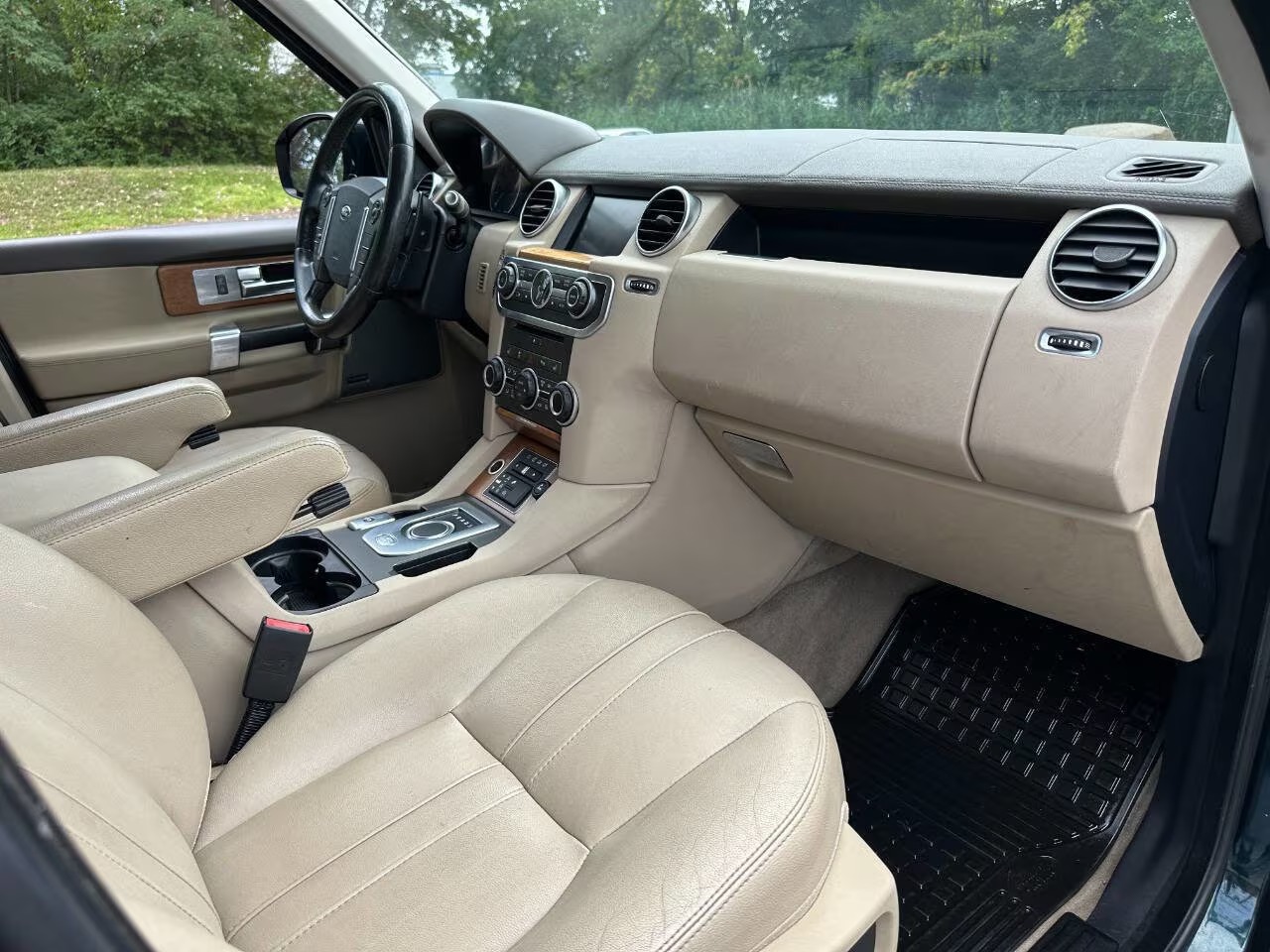 2016 Land Rover LR4