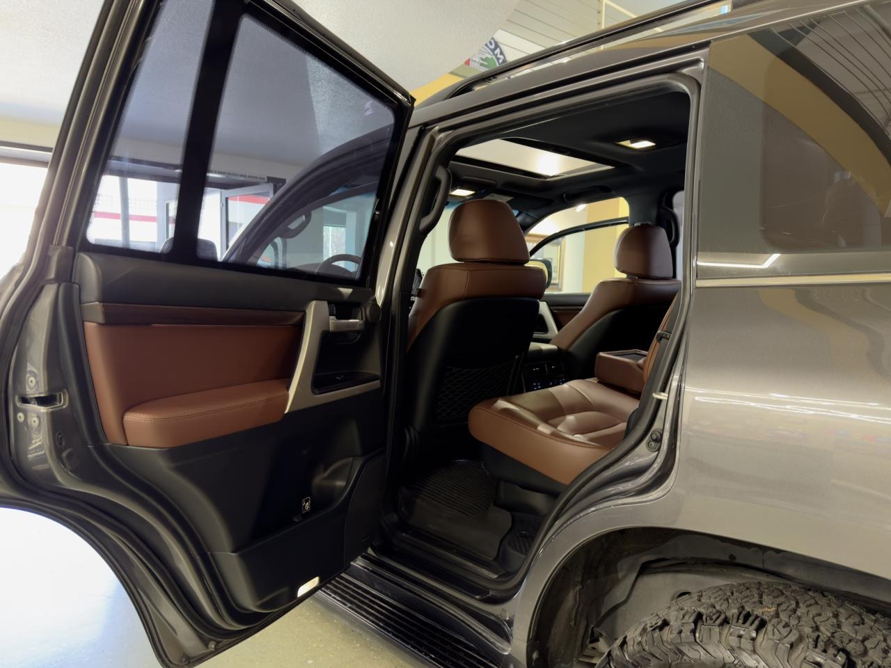 2018 Toyota Land Cruiser