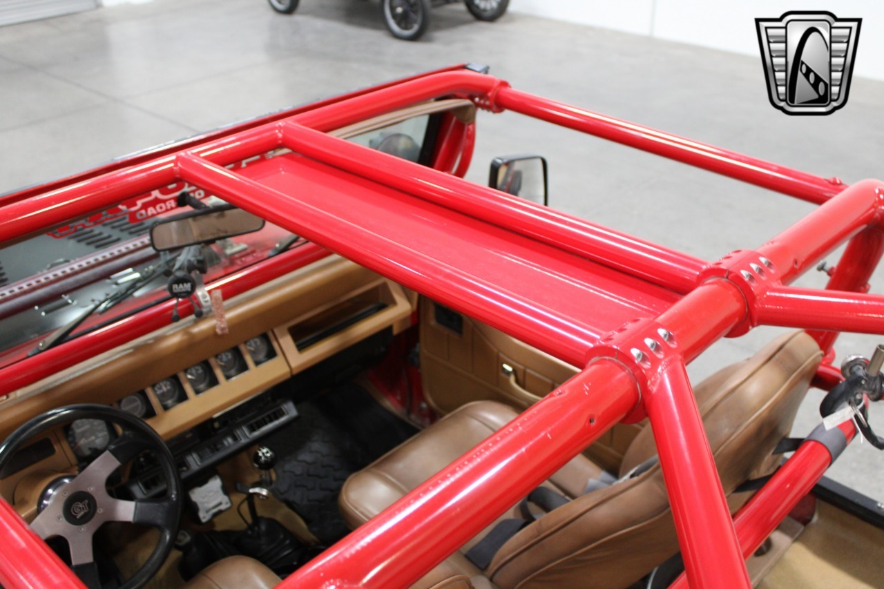 Modified 1995 Jeep Wrangler YJ