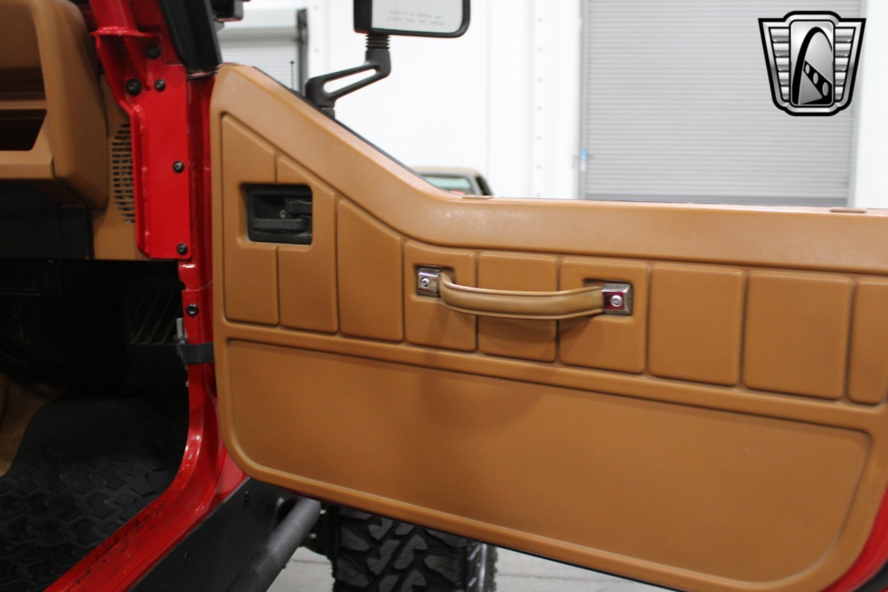 Modified 1995 Jeep Wrangler YJ