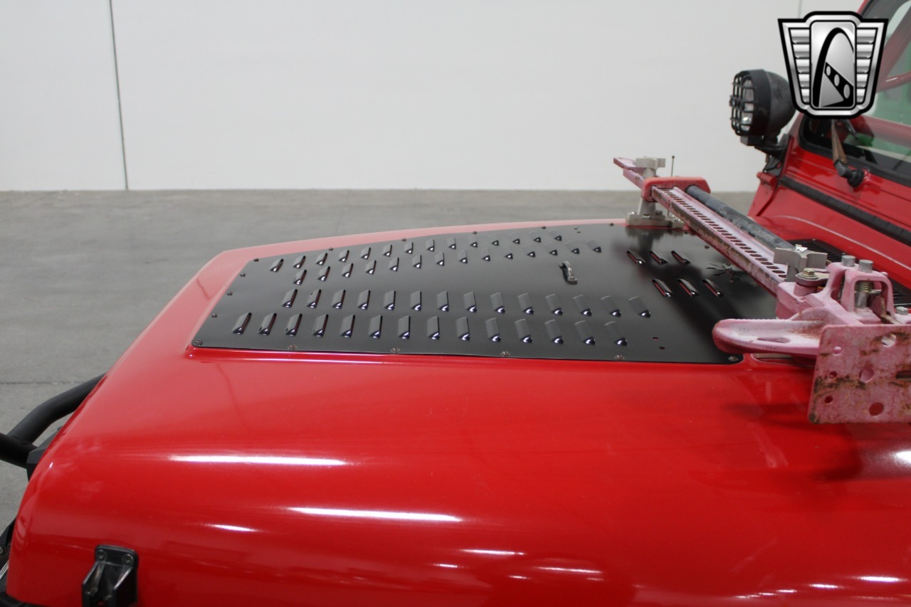 Modified 1995 Jeep Wrangler YJ