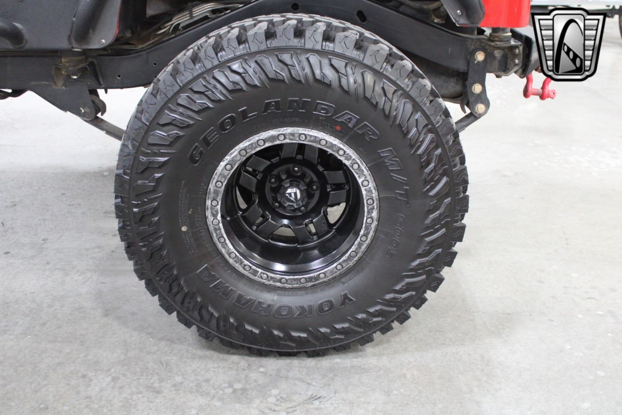 Modified 1995 Jeep Wrangler YJ