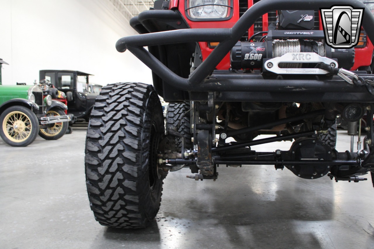 Modified 1995 Jeep Wrangler YJ