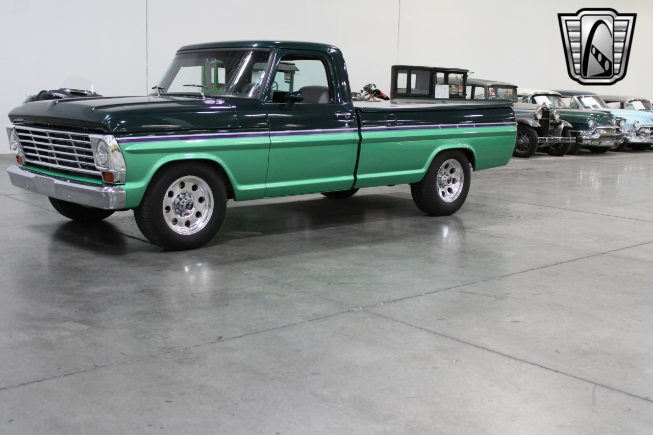 1967 Ford F-250 - 3