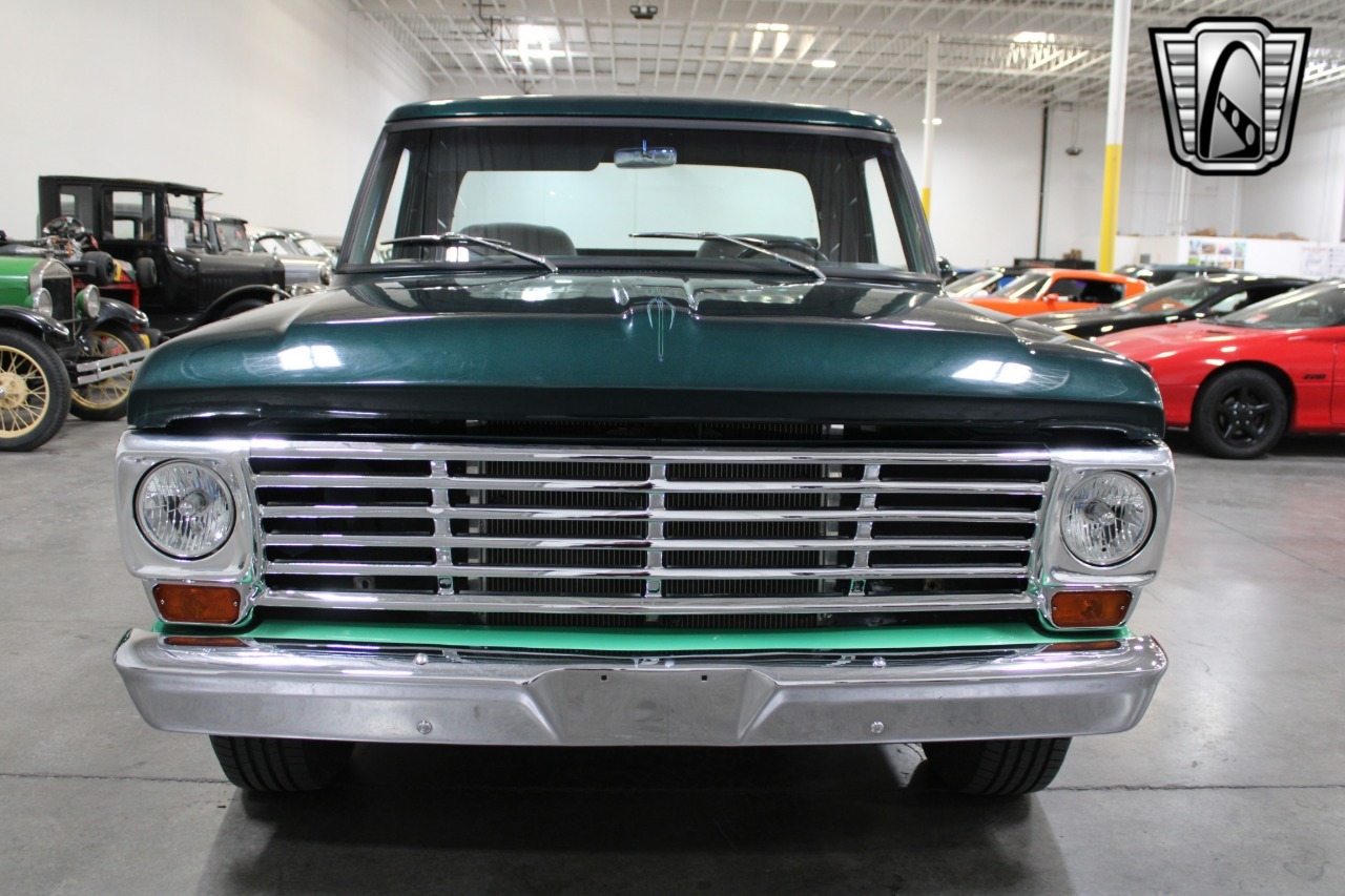 1967 Ford F-250