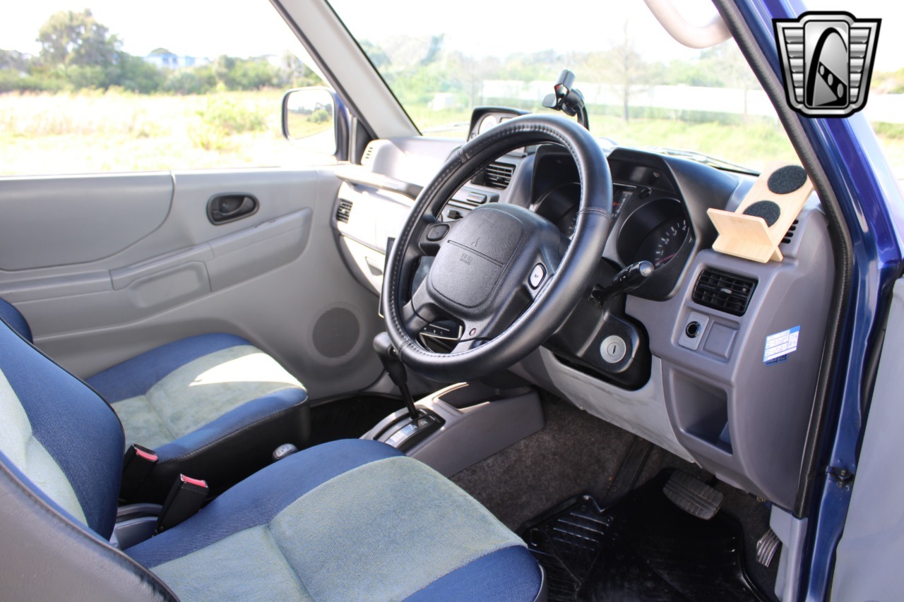 1996 Mitsubishi Pajero Mini VR-II