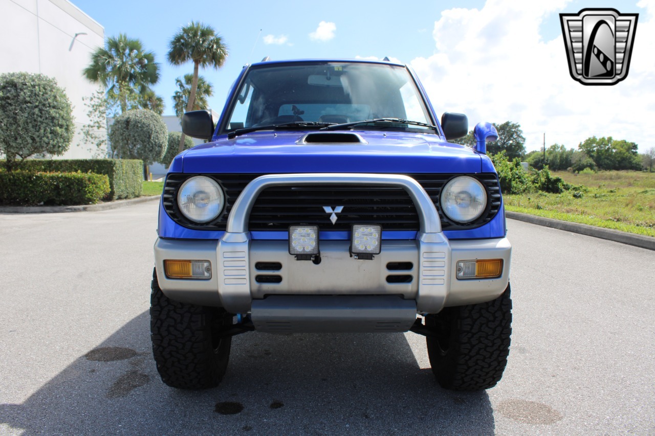 1996 Mitsubishi Pajero Mini VR-II