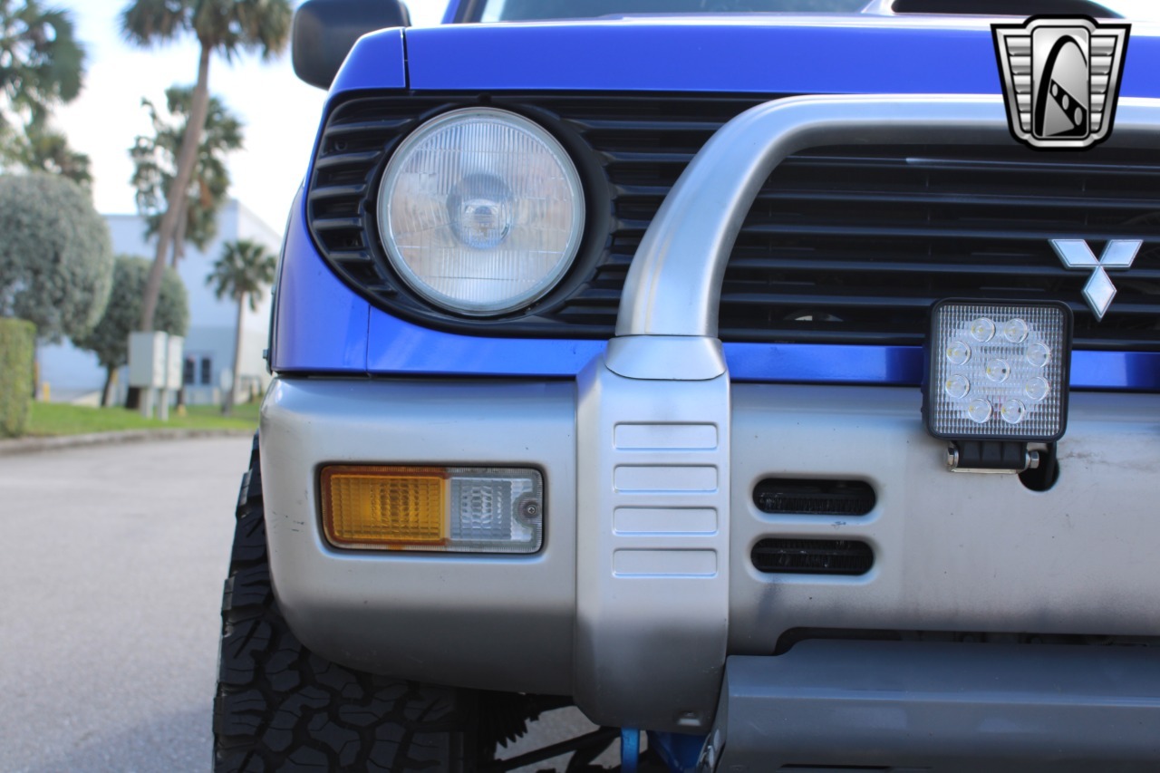 1996 Mitsubishi Pajero Mini VR-II