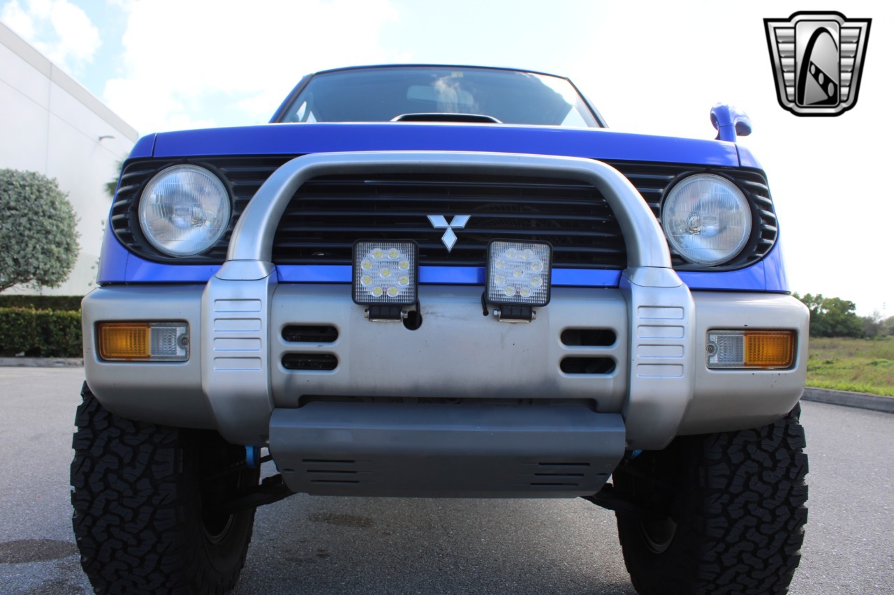 1996 Mitsubishi Pajero Mini VR-II