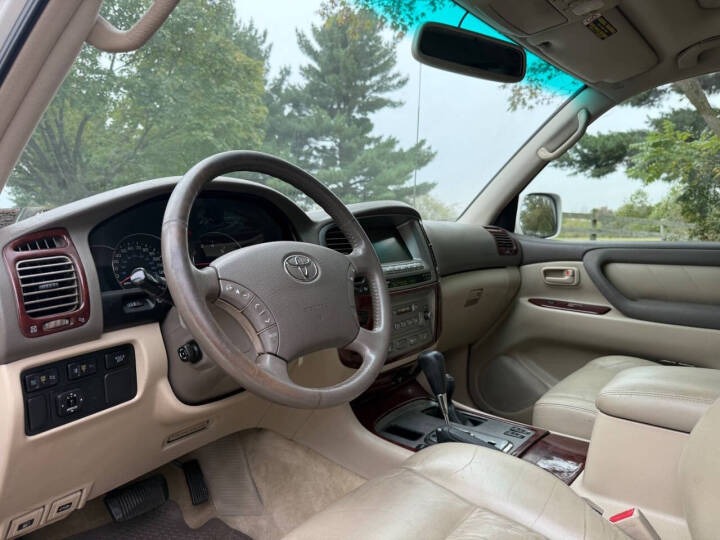 2004 Toyota Land Cruiser