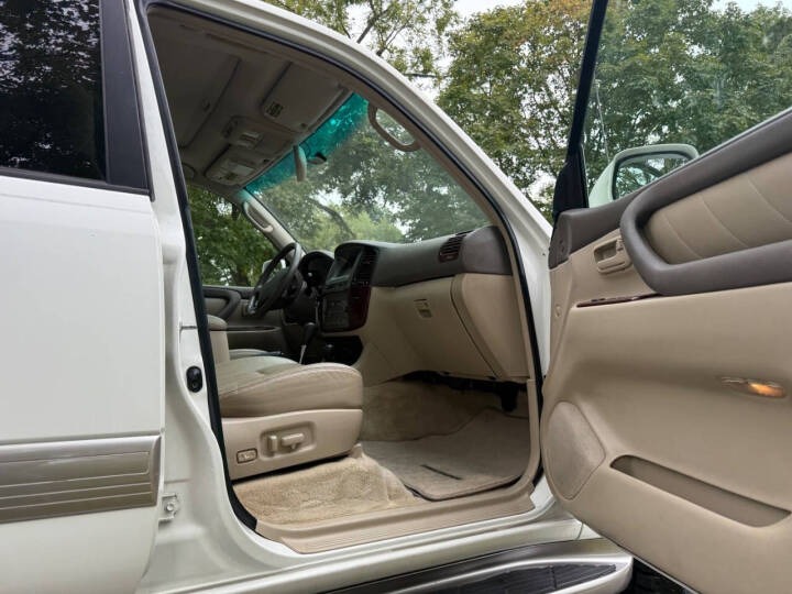 2004 Toyota Land Cruiser