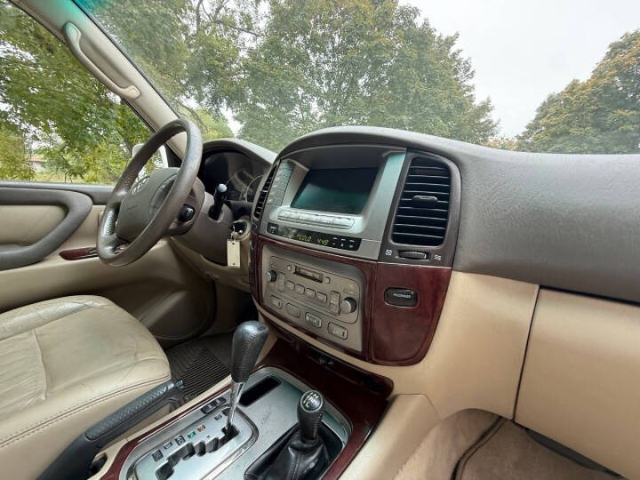 2004 Toyota Land Cruiser