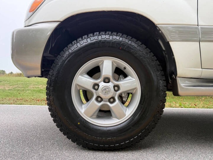 2004 Toyota Land Cruiser