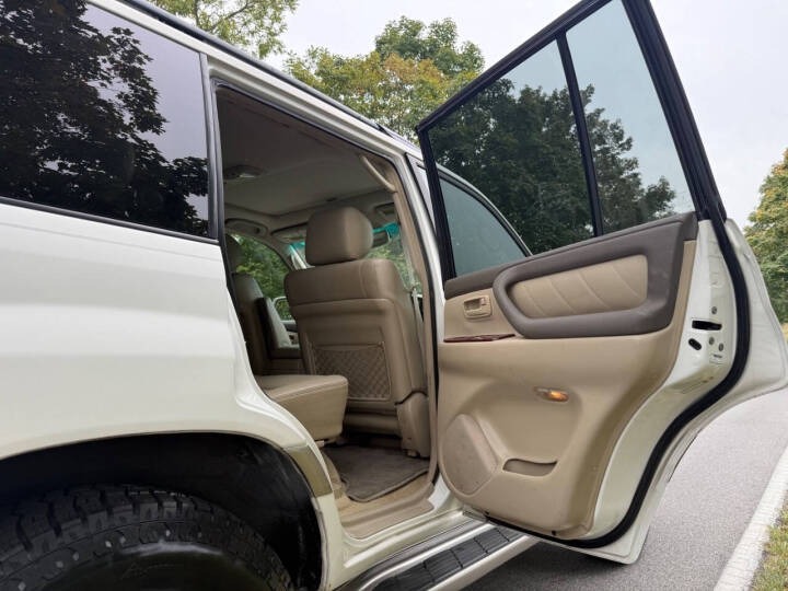 2004 Toyota Land Cruiser