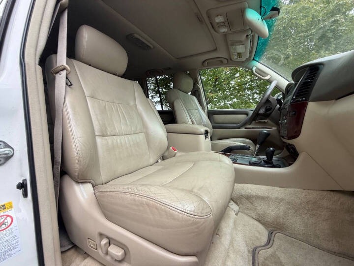 2004 Toyota Land Cruiser