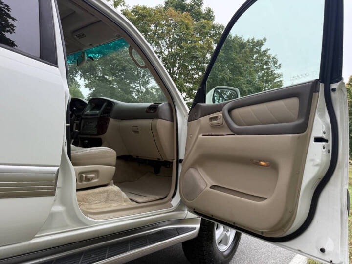 2004 Toyota Land Cruiser