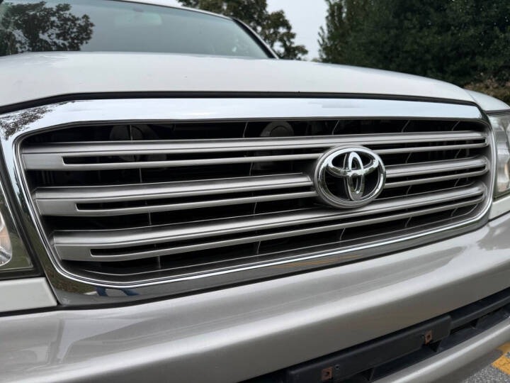 2004 Toyota Land Cruiser