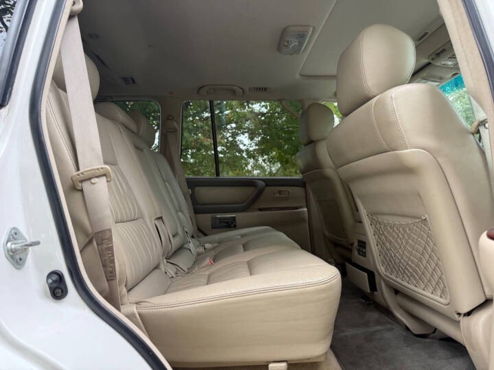 2004 Toyota Land Cruiser