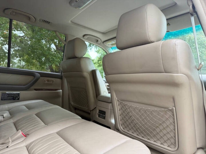 2004 Toyota Land Cruiser