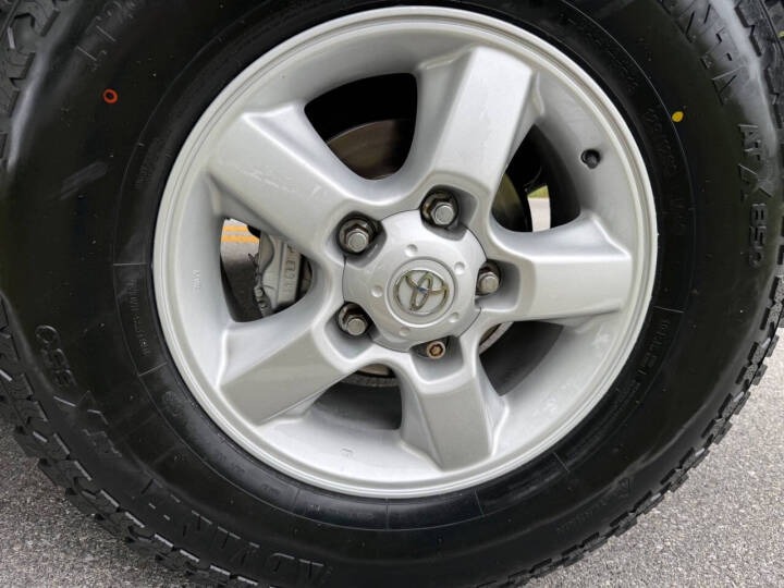 2004 Toyota Land Cruiser