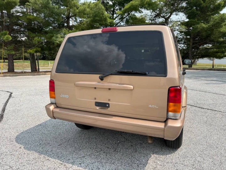 70k-Mile 1999 Jeep Cherokee