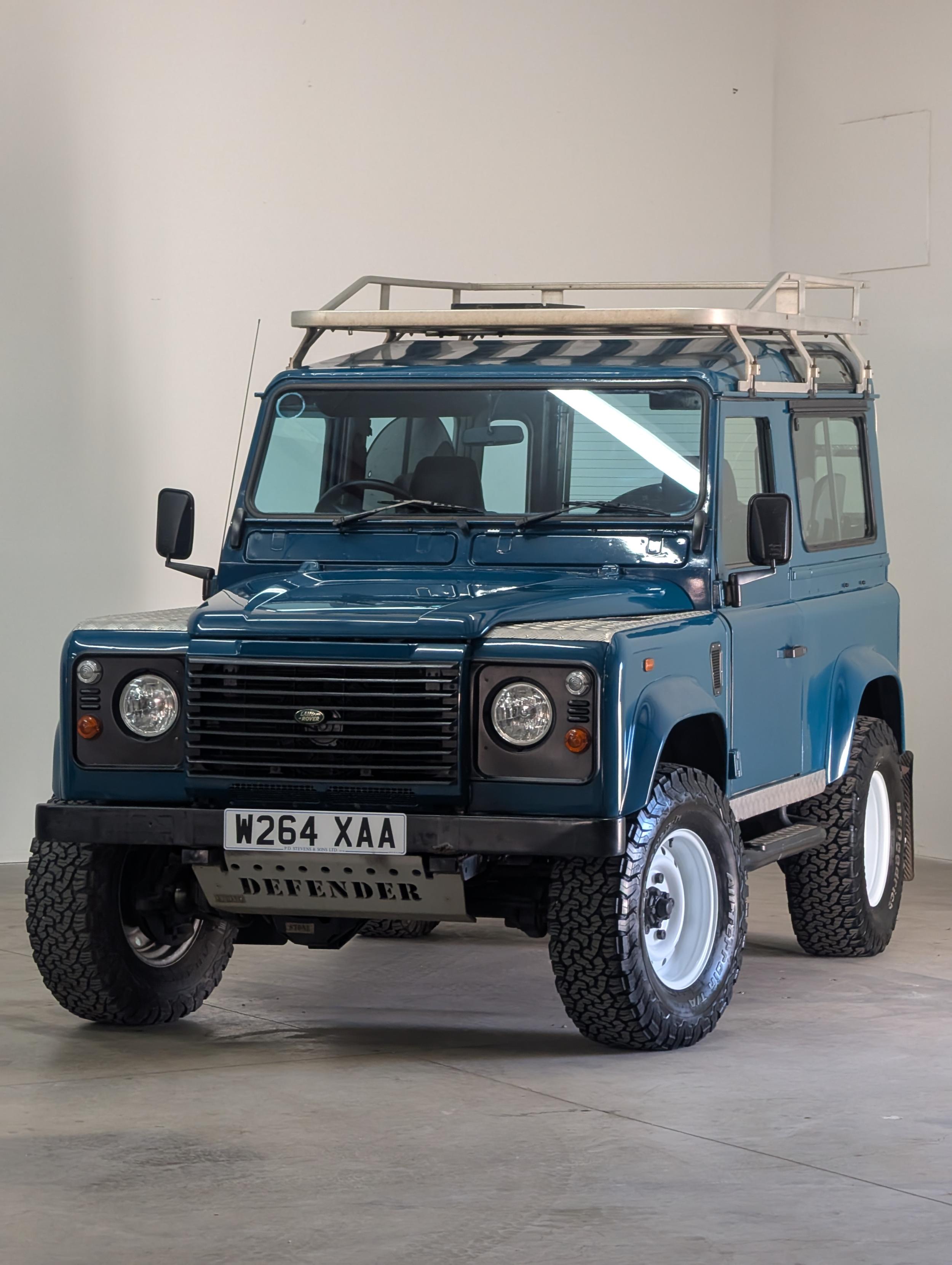 2000 Land Rover Defender 90 2.8i - 2