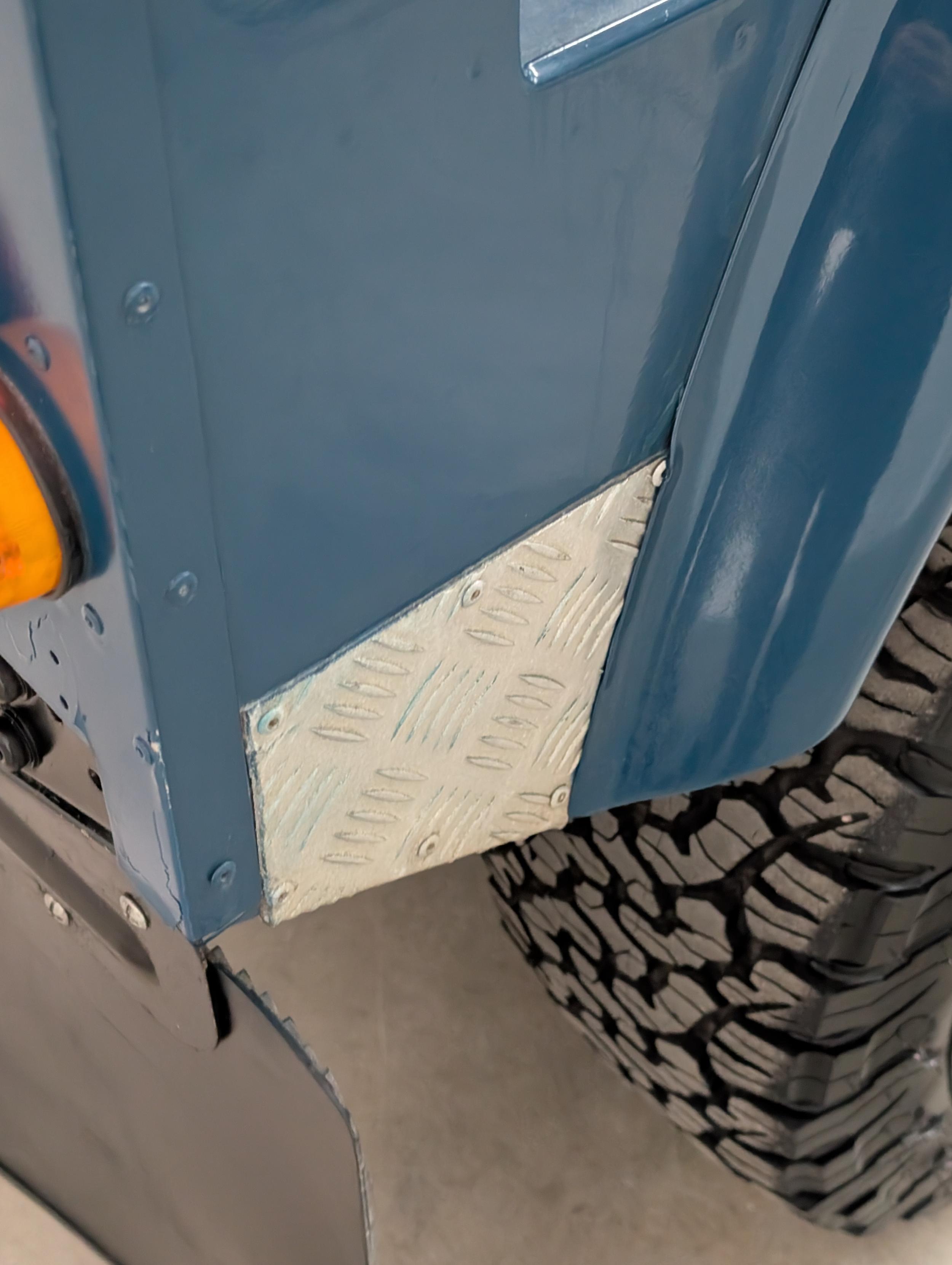 2000 Land Rover Defender 90 2.8i