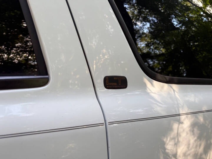 44k-Mile 2001 Chevrolet Tahoe LS
