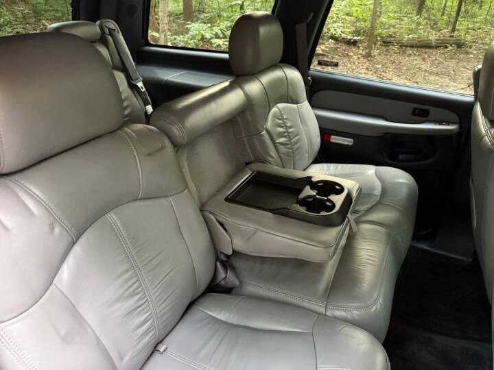 44k-Mile 2001 Chevrolet Tahoe LS