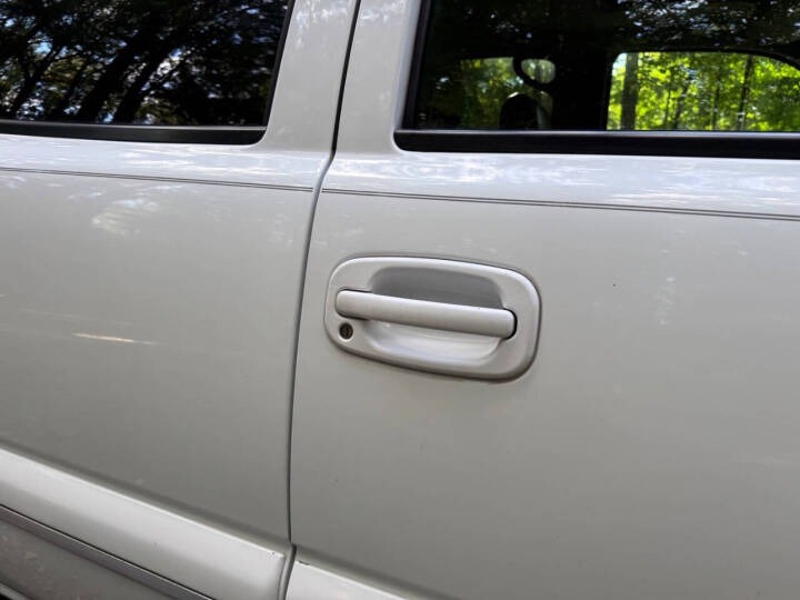 44k-Mile 2001 Chevrolet Tahoe LS