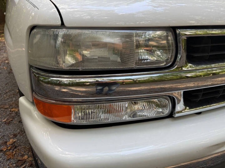 44k-Mile 2001 Chevrolet Tahoe LS