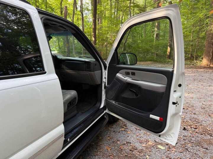 44k-Mile 2001 Chevrolet Tahoe LS