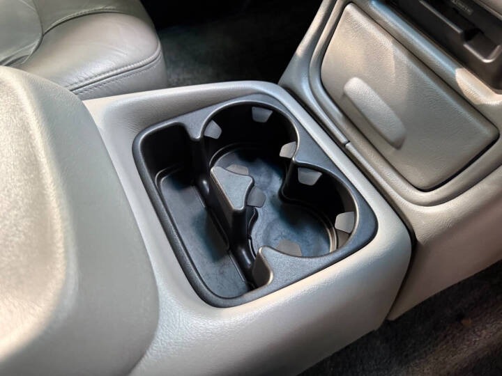 44k-Mile 2001 Chevrolet Tahoe LS