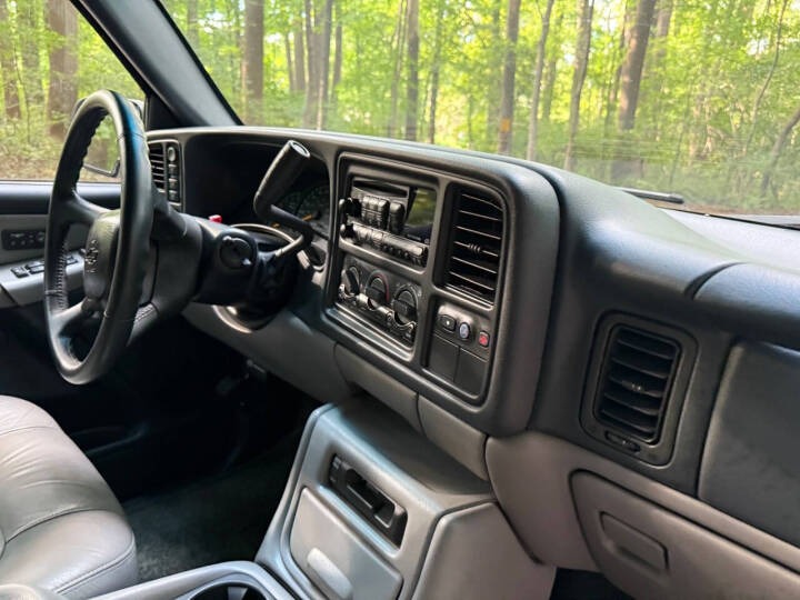 44k-Mile 2001 Chevrolet Tahoe LS