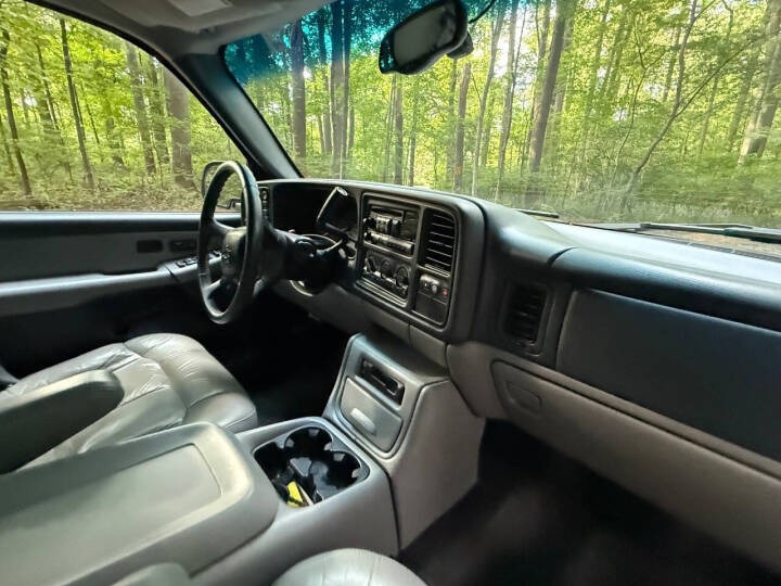 44k-Mile 2001 Chevrolet Tahoe LS