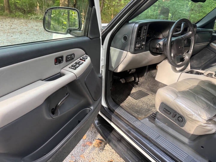 44k-Mile 2001 Chevrolet Tahoe LS