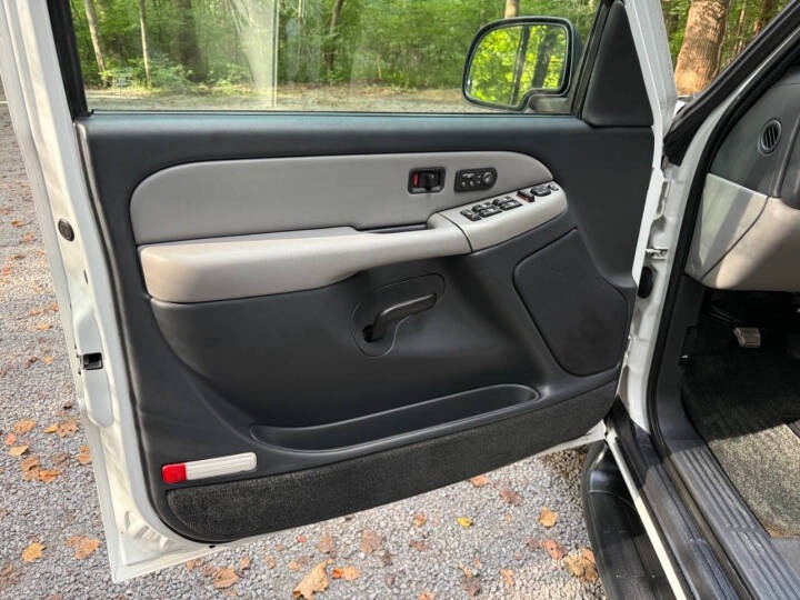 44k-Mile 2001 Chevrolet Tahoe LS